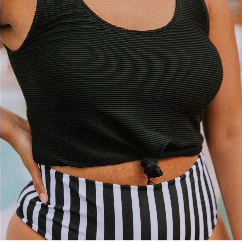 Black Cropped Knot Bathing Suit Top
